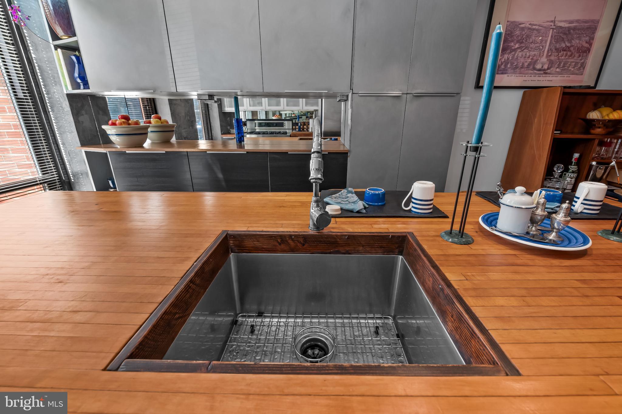 1407 Jordan Street Baltimore, MD 21217 - Photo 19 of 75 Modern details