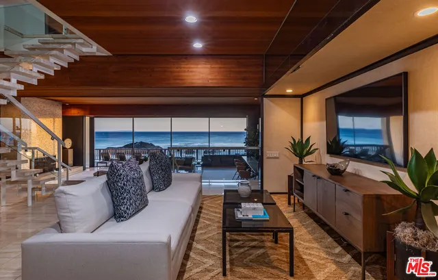 $19,995,000 | 25002 Malibu Road, Malibu, CA 90265