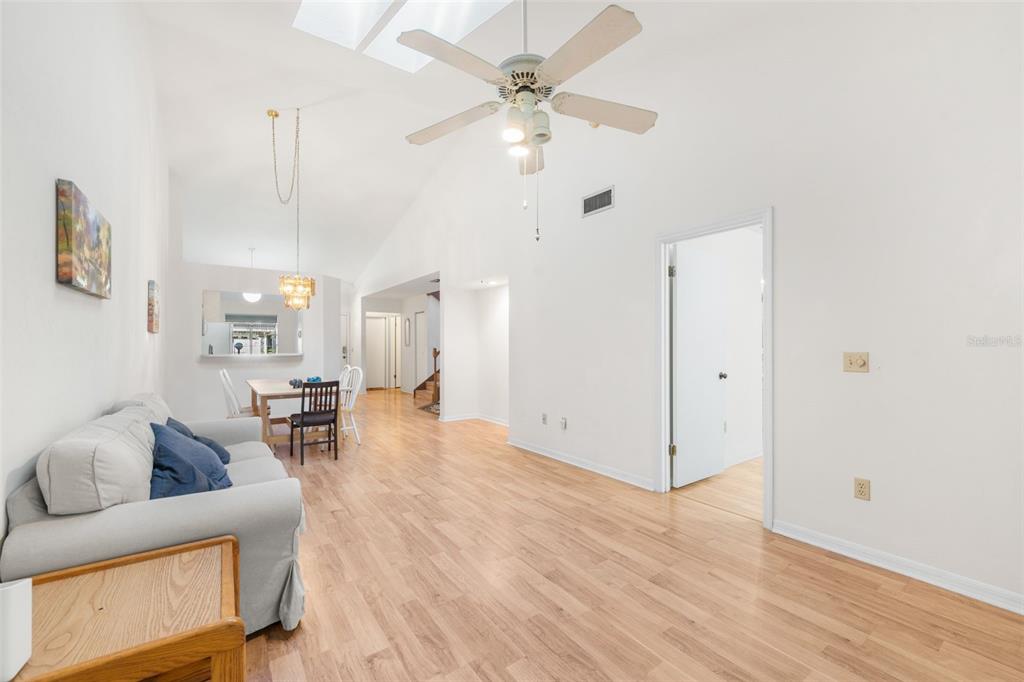 815 Southwest 51 Way, Unit 815 Gainesville, FL 32607 - Photo 13 of 29