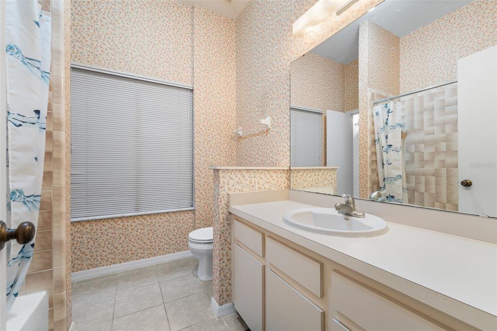 815 Southwest 51 Way, Unit 815 Gainesville, FL 32607 - Photo 17 of 29