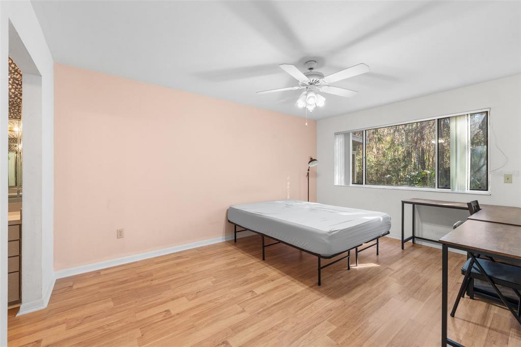 815 Southwest 51 Way, Unit 815 Gainesville, FL 32607 - Photo 18 of 29