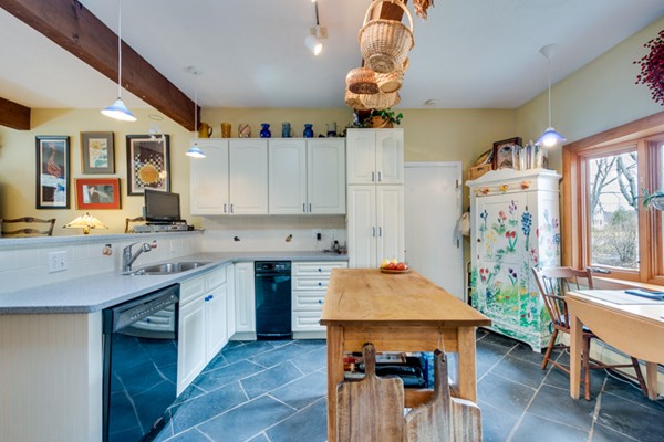23 Canterbury Road Woburn, MA 01801 - Photo 13 of 23 Gallery Image 13
