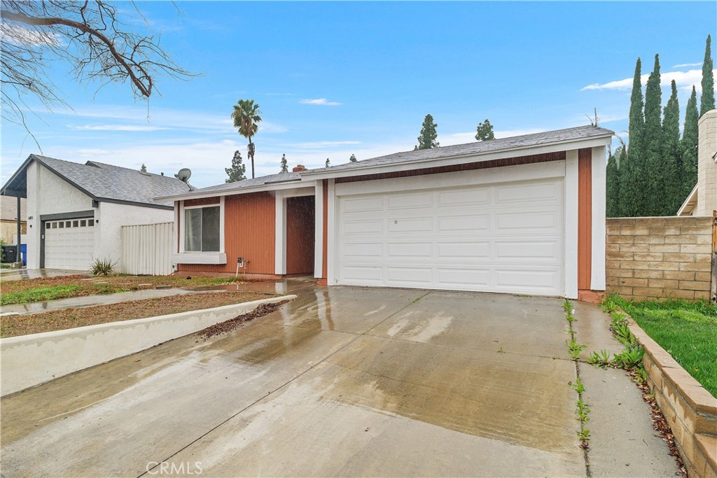 6897 Crest Avenue Riverside, CA 92503 - Photo 3 of 26 front view of a house with a outdoor space