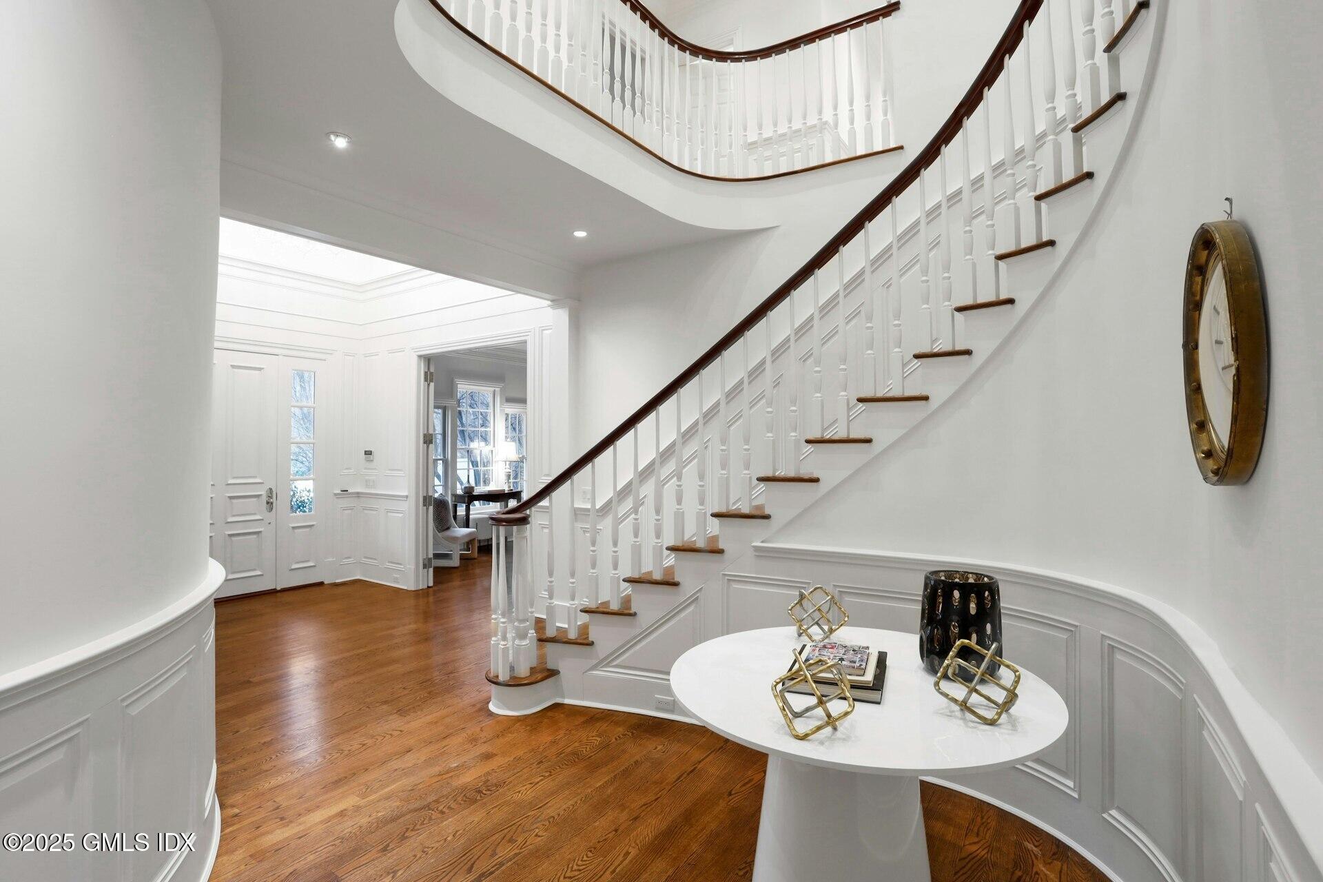 19 Parsonage Road Greenwich, CT 06830 - Photo 3 of 23 002-477849-_X0A8601_13911123