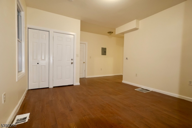 89 Cutler Street, Unit 1 Newark, NJ 07104 - Photo 6 of 13 a view of an empty room