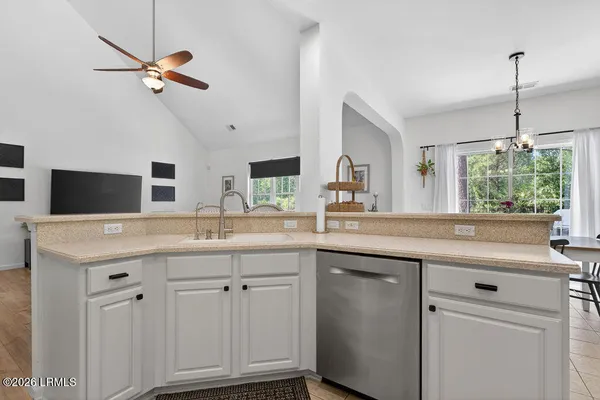 $575,000 | 117 Pinecrest Circle, Bluffton, SC 29910