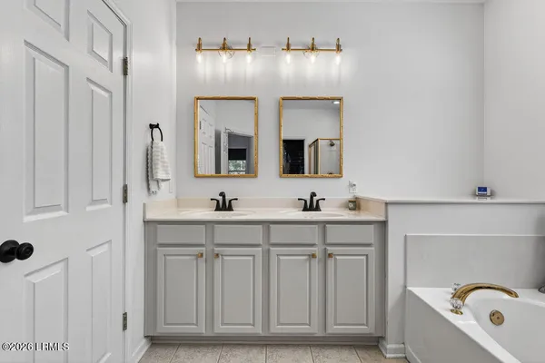 $575,000 | 117 Pinecrest Circle, Bluffton, SC 29910