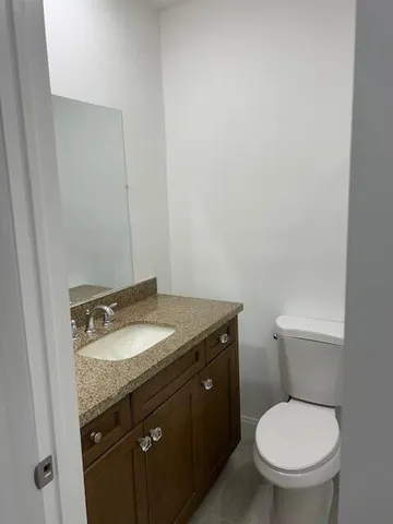 $2,385 | 7851 Northwest 35th Court, Unit 14, Coral Springs, FL 33065