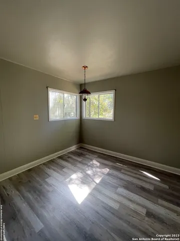 $1,795 | 935 Allen Avenue, New Braunfels, TX 78130