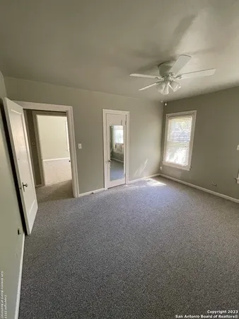 $1,550 | 935 Allen Avenue, New Braunfels, TX 78130