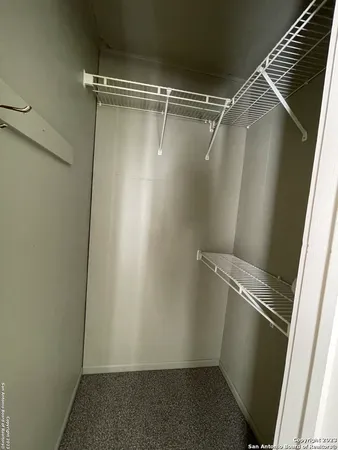 $1,550 | 935 Allen Avenue, New Braunfels, TX 78130