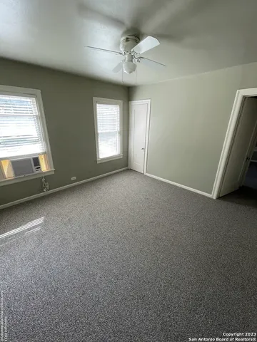 $1,795 | 935 Allen Avenue, New Braunfels, TX 78130