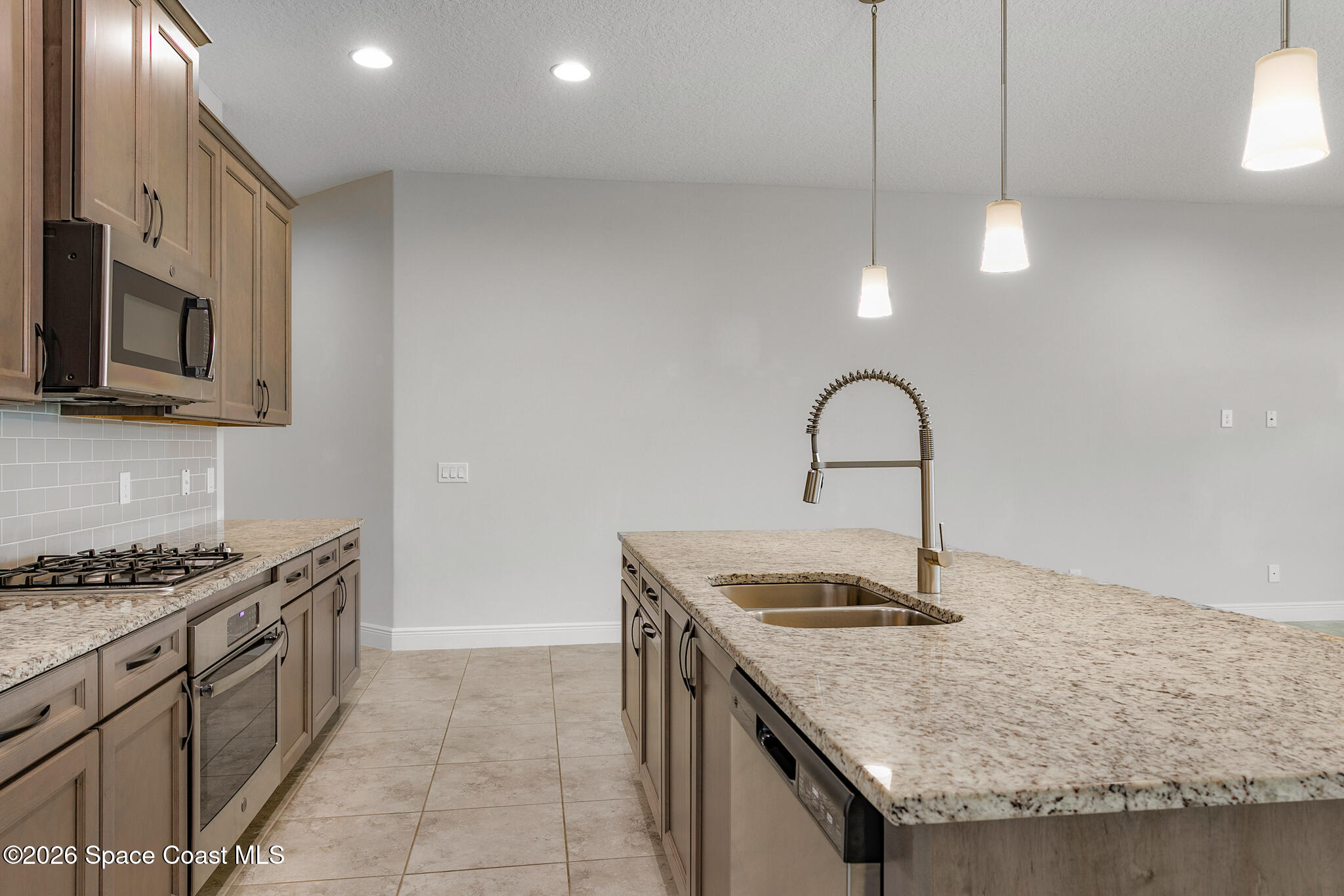 4415 Ruthann Circle Melbourne, FL 32934 - Photo 8 of 41 20230408 4415 Ruthann Cir Melbourne QUIN