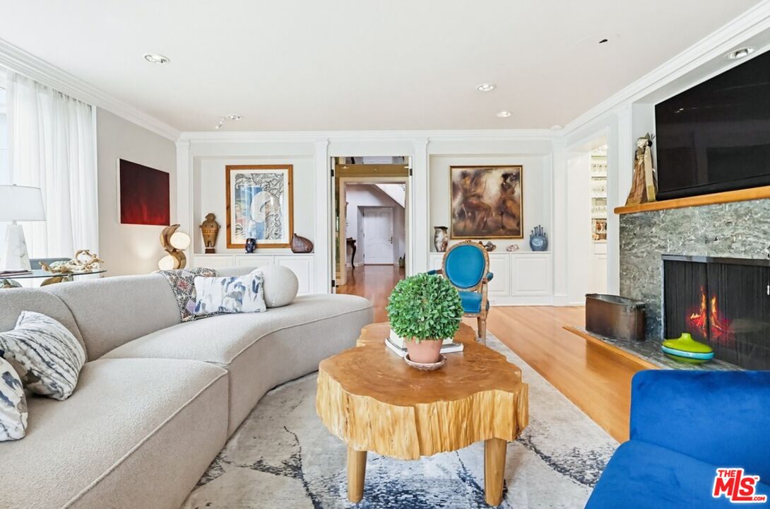 516 South Rimpau Boulevard Los Angeles, CA 90020 - Photo 22 of 72