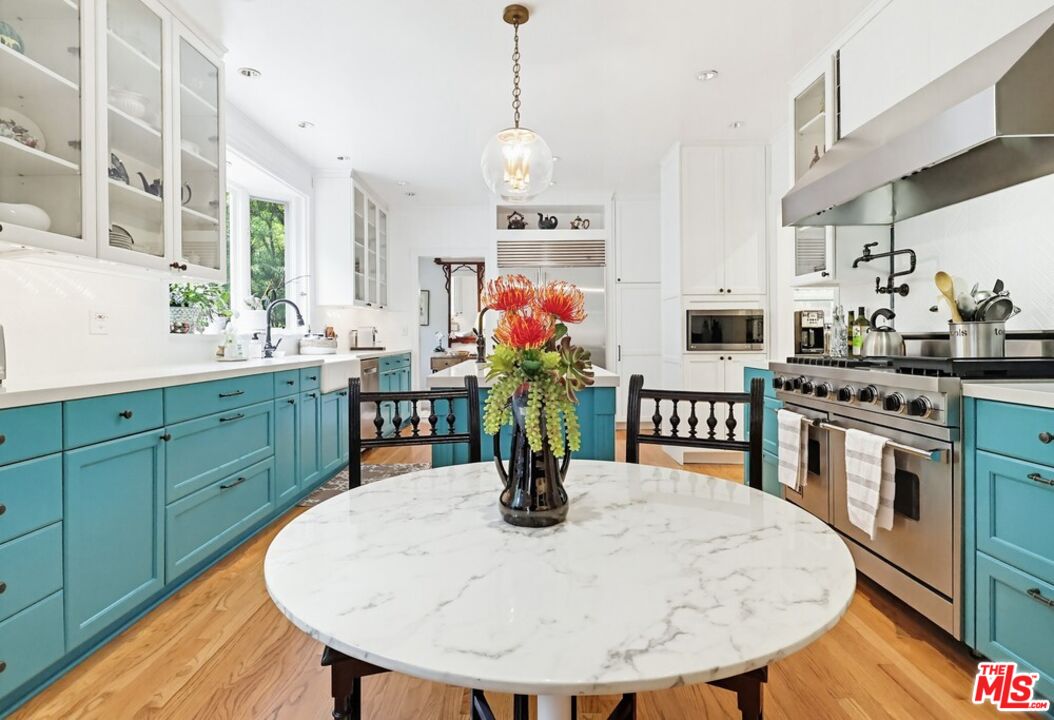 516 South Rimpau Boulevard Los Angeles, CA 90020 - Photo 27 of 72