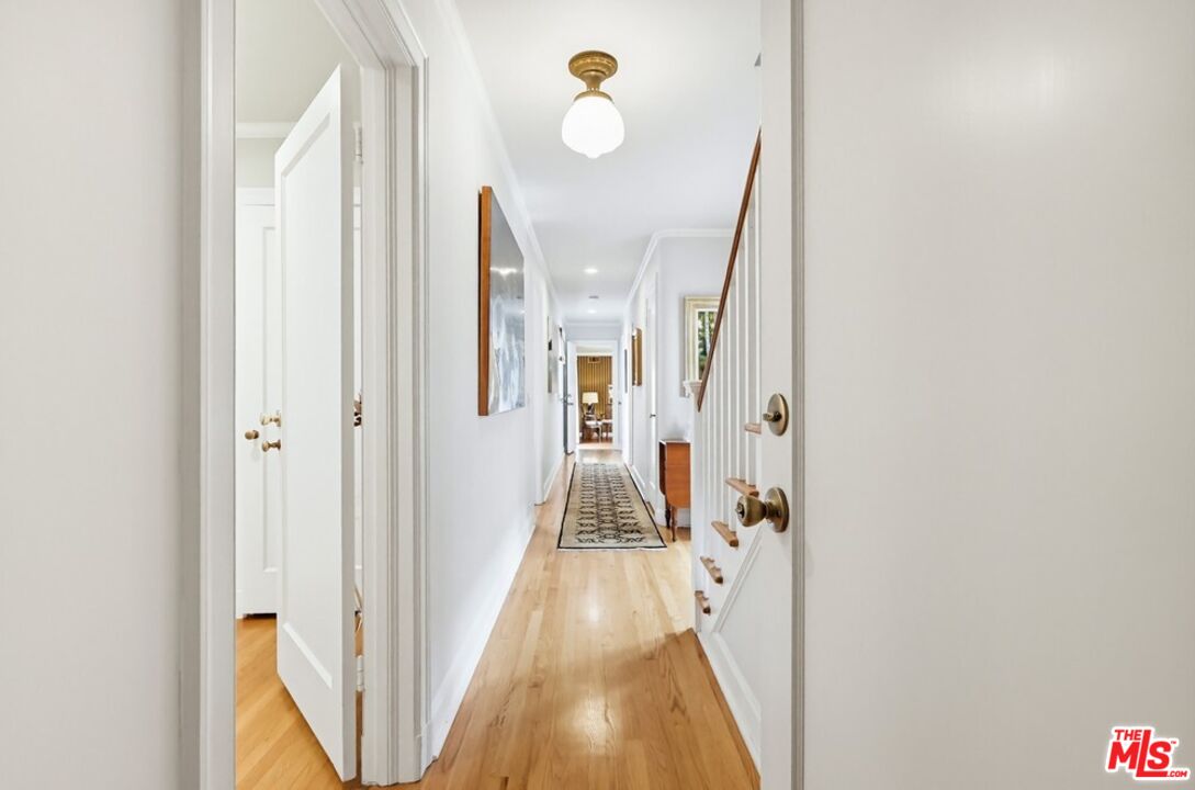 516 South Rimpau Boulevard Los Angeles, CA 90020 - Photo 39 of 72