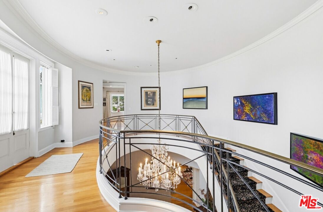 516 South Rimpau Boulevard Los Angeles, CA 90020 - Photo 44 of 72