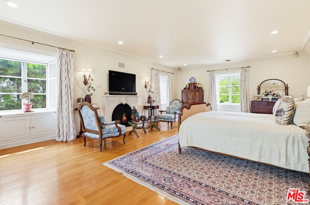 516 South Rimpau Boulevard Los Angeles, CA 90020 - Photo 46 of 72