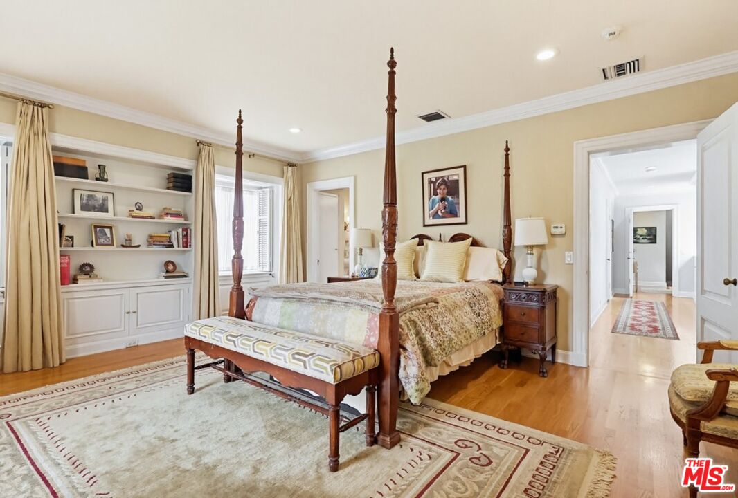 516 South Rimpau Boulevard Los Angeles, CA 90020 - Photo 51 of 72