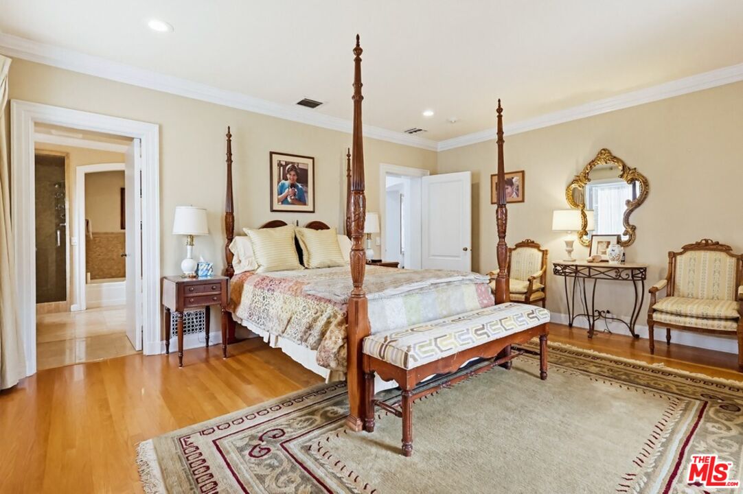 516 South Rimpau Boulevard Los Angeles, CA 90020 - Photo 52 of 72