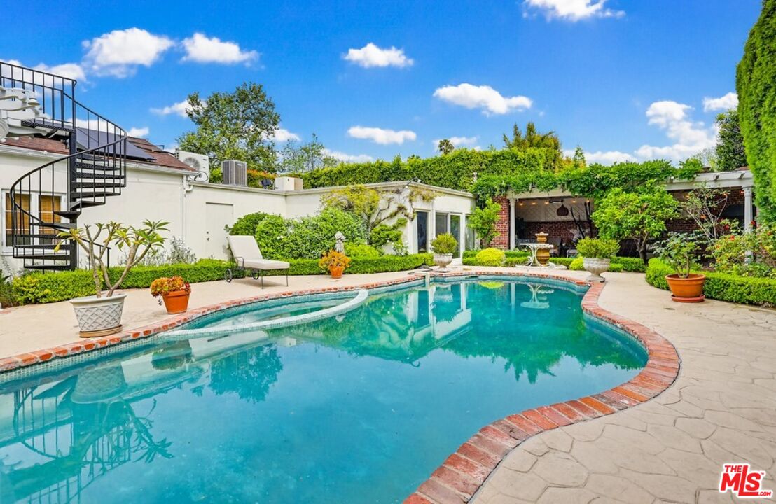 516 South Rimpau Boulevard Los Angeles, CA 90020 - Photo 65 of 72