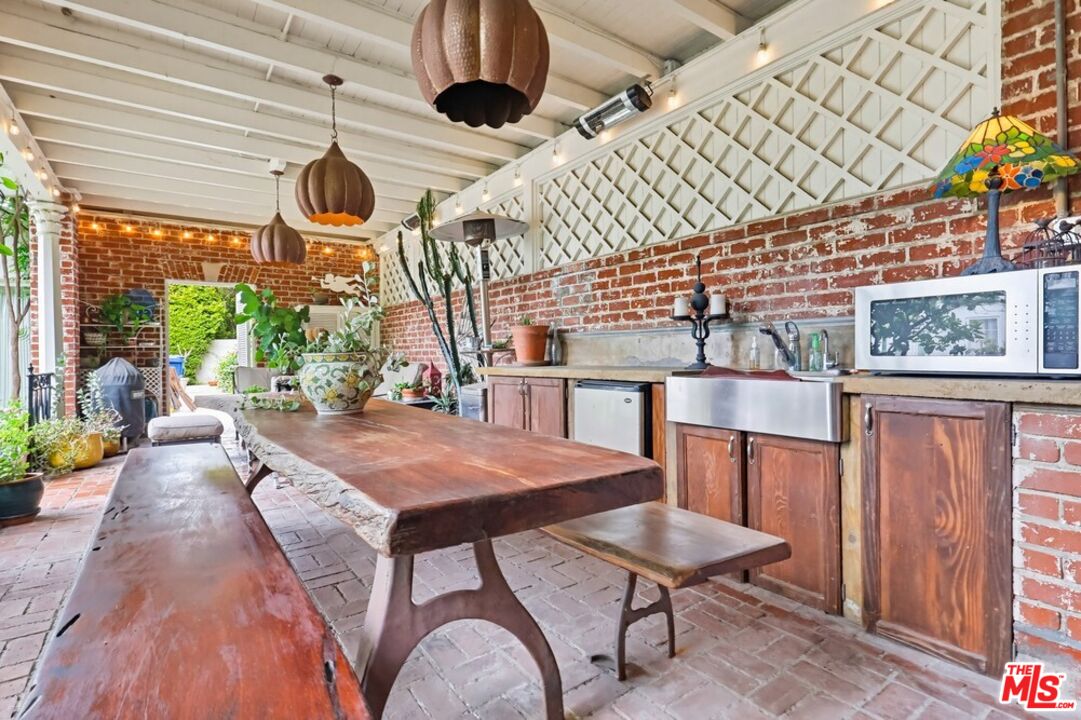 516 South Rimpau Boulevard Los Angeles, CA 90020 - Photo 71 of 72