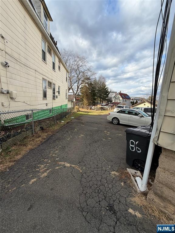 86 Ella Street Bloomfield, NJ 07003 - Photo 10 of 26