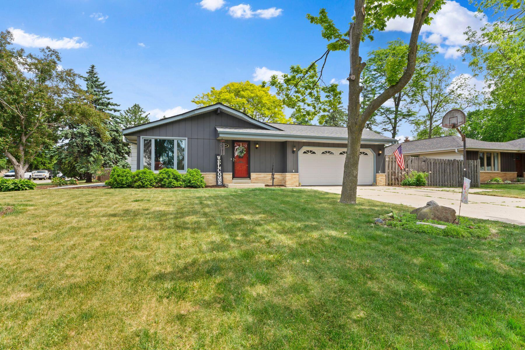 4204 South 93rd Street Greenfield, WI 53228 - Photo 28 of 28 Great Curb Appeal