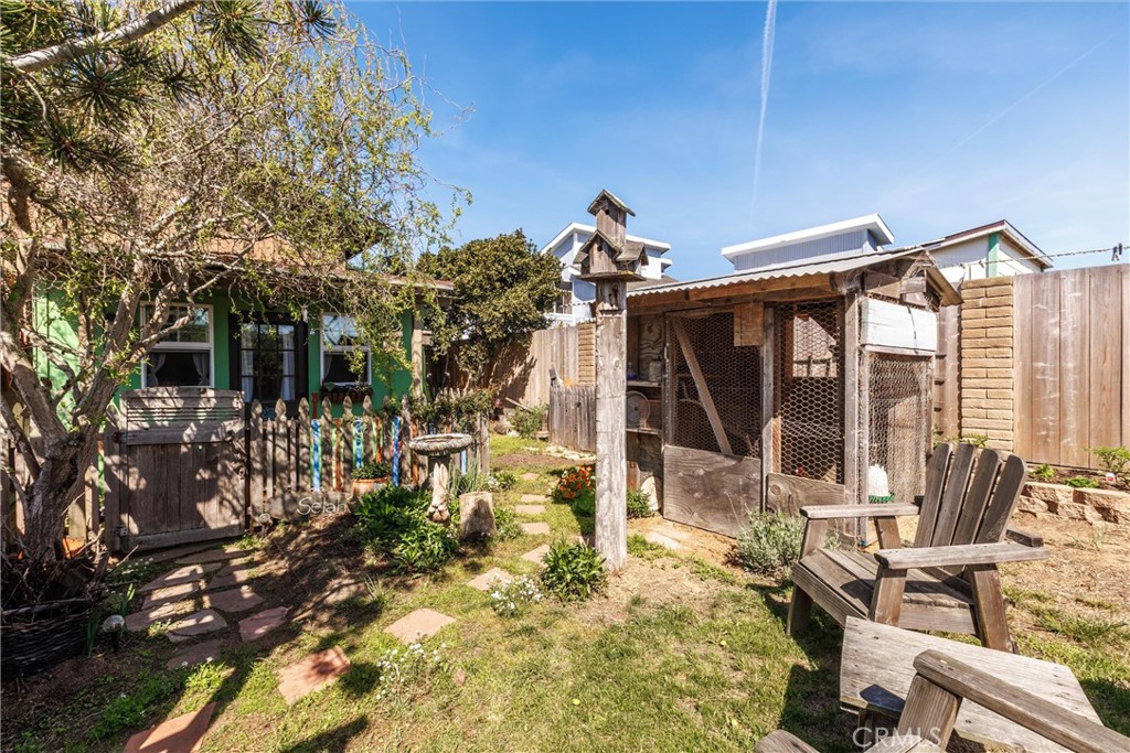 1228 7th Street Los Osos, CA 93402 - Photo 28 of 44 a view of house with a outdoor space