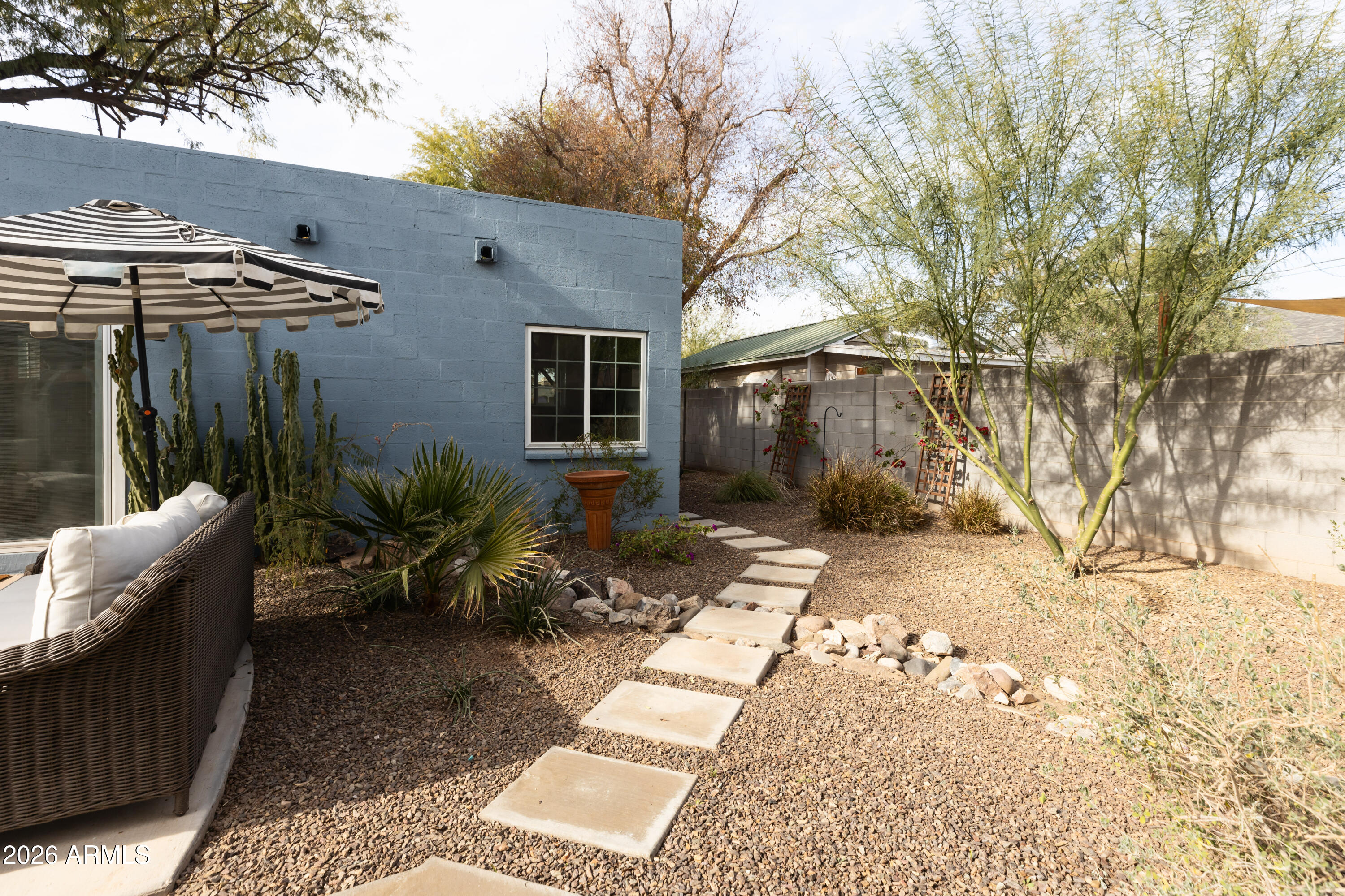 3715 North 9th Place Phoenix, AZ 85014 - Photo 39 of 41 a view of outdoor space and yard