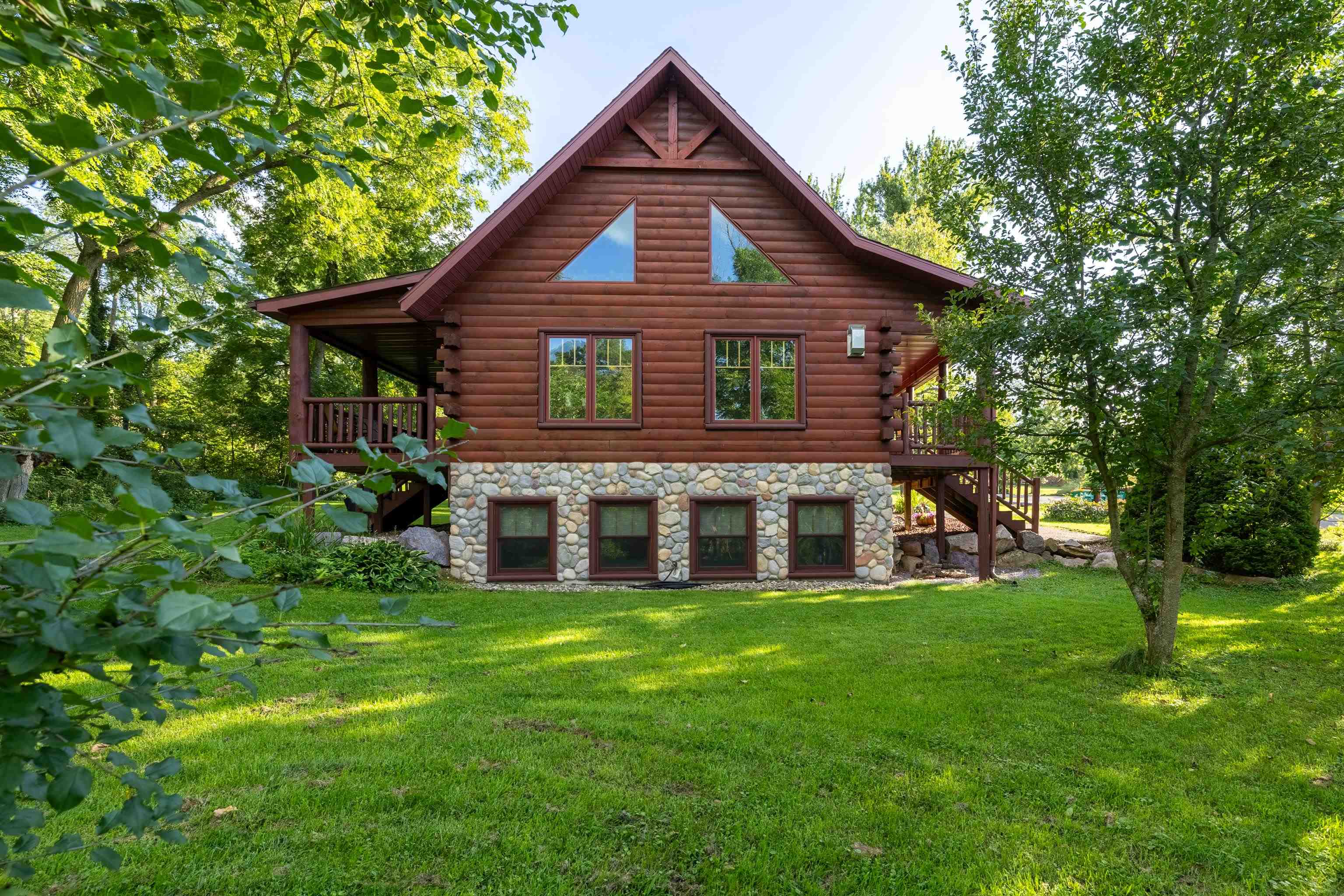 S5730 Coleman Road Baraboo, WI 53913 - Photo 4 of 25 Gallery Image 4