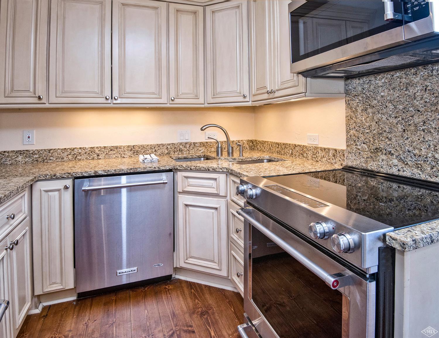 931 Red Sandstone Road, Unit 7 Vail, CO 81657 - Photo 6 of 20 Additional Photo