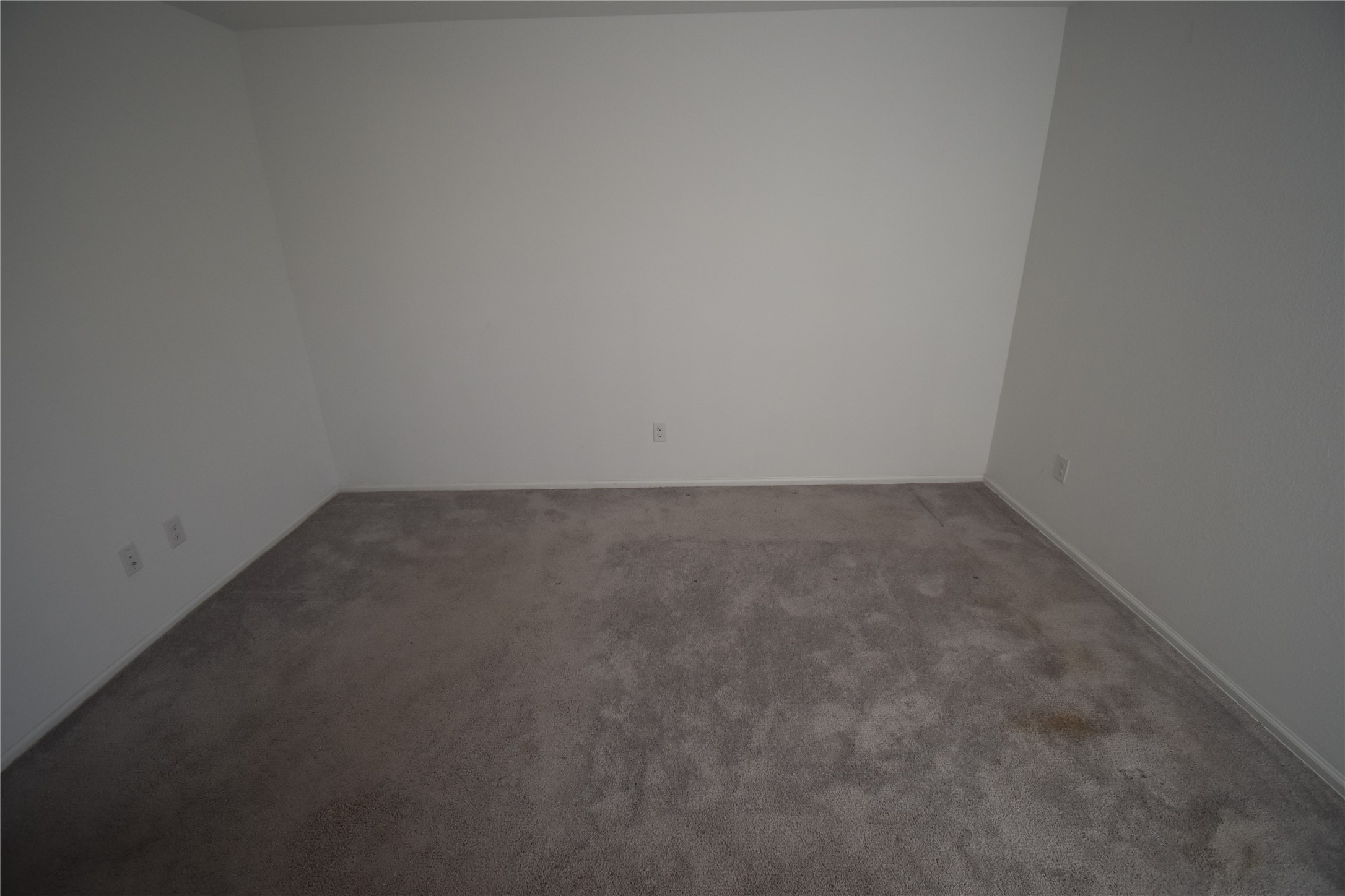 3326 Spanish Oak Lane Rosenberg, TX 77471 - Photo 10 of 24 an empty room with a bench