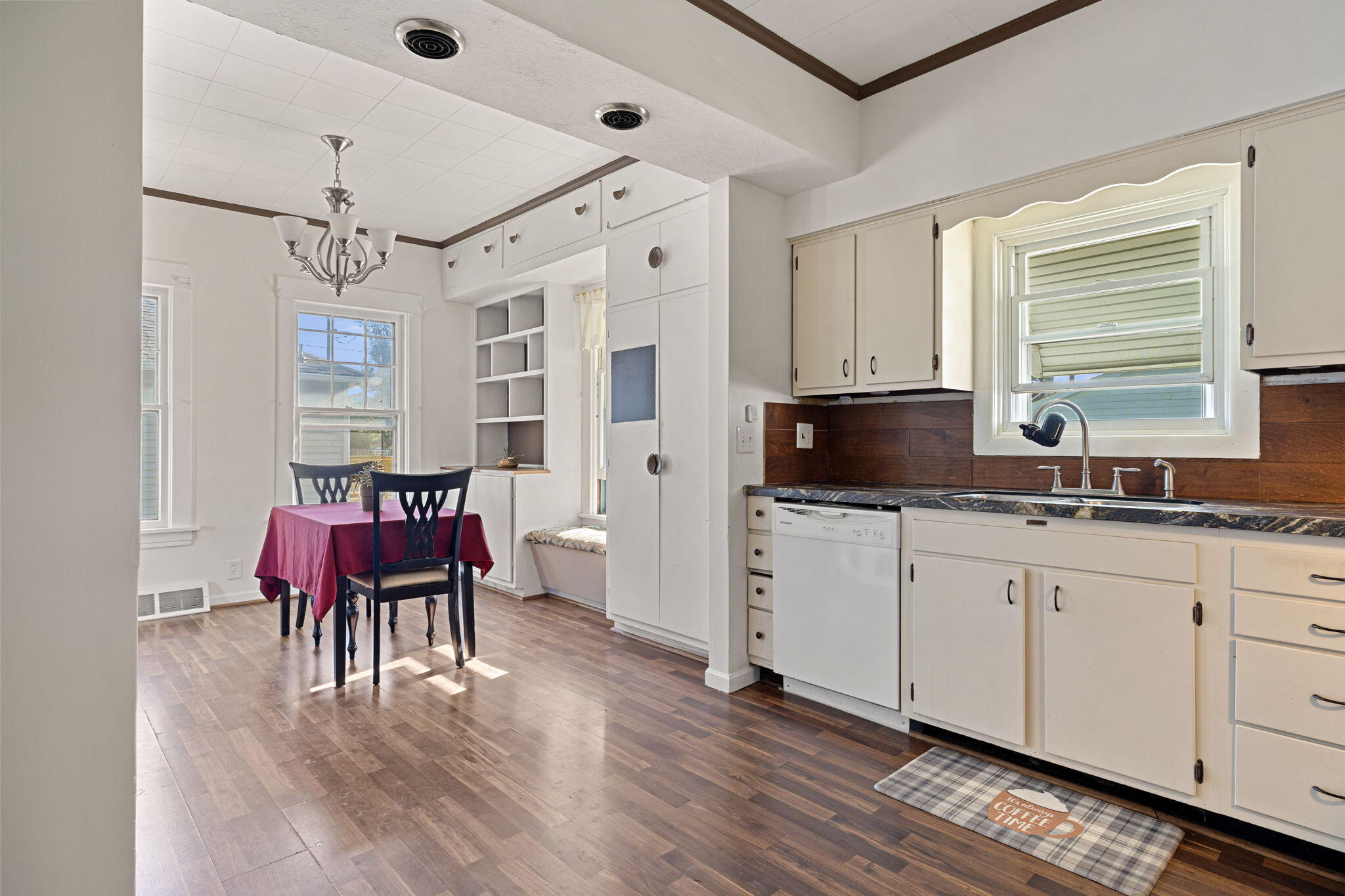 818 E Street La Porte, IN 46350 - Photo 10 of 18 2048x1365