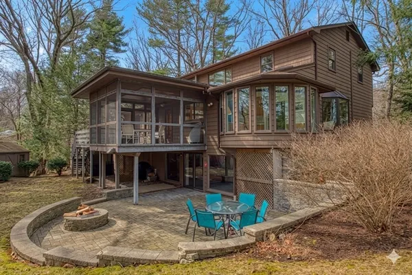 $1,300,000 | 18 Mallard Drive, Sharon, MA 02067