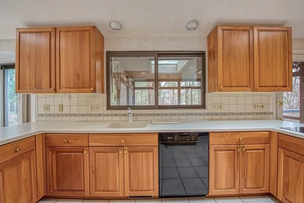 $1,300,000 | 18 Mallard Drive, Sharon, MA 02067