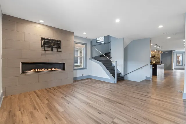 $554,900 | 2115 Kenilworth Avenue, Berwyn, IL 60402