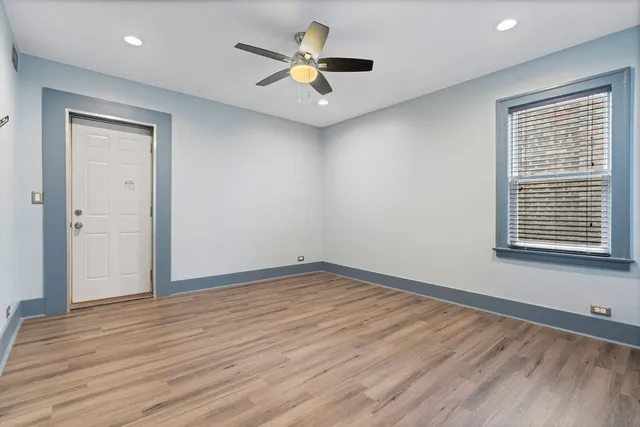 $554,900 | 2115 Kenilworth Avenue, Berwyn, IL 60402