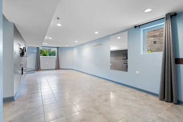 $554,900 | 2115 Kenilworth Avenue, Berwyn, IL 60402