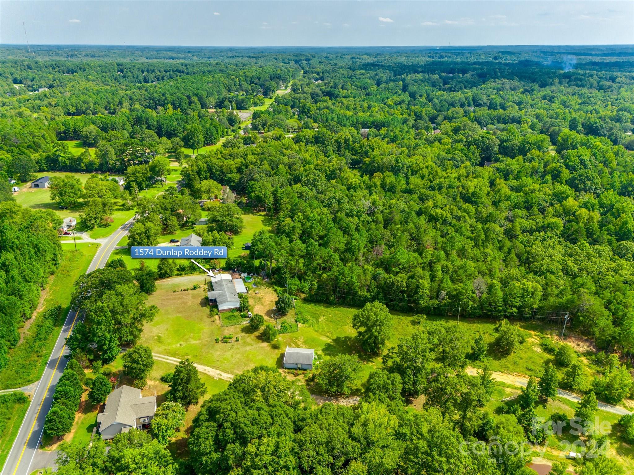 1574 Dunlap Roddey Road Rock Hill, SC 29730 - Photo 30 of 35 a view of a yard