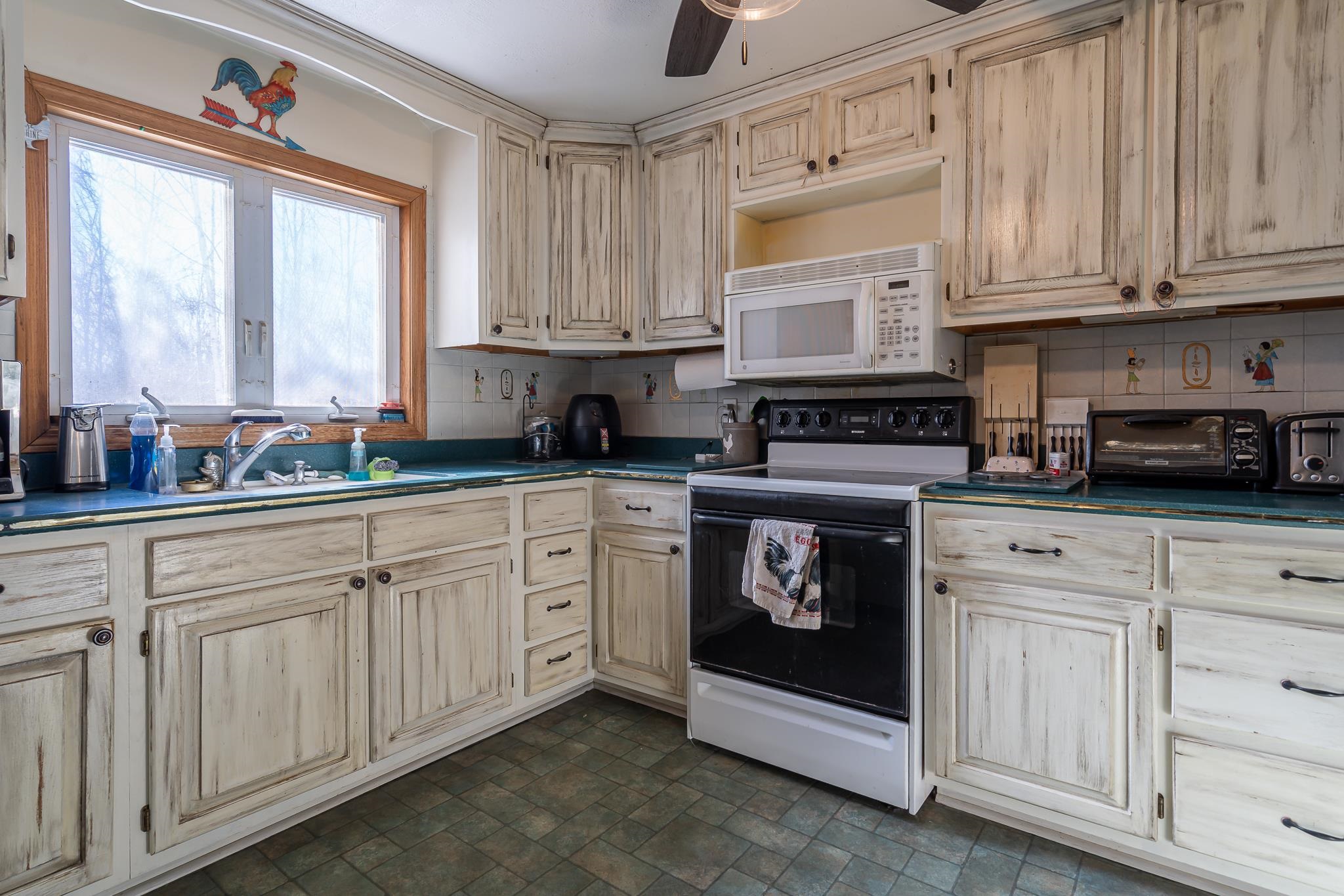 35 A Hood Road Brookline, NH 03033 - Photo 14 of 41