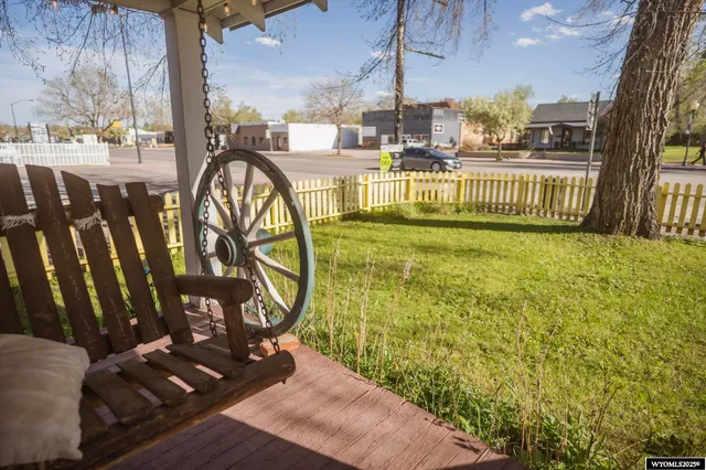 $425,000 | 654 West Main Street, Lander, WY 82520