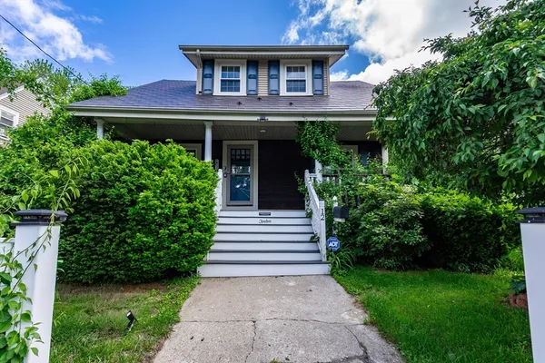 $429,900 | 12 Brook Street, Taunton, MA 02780
