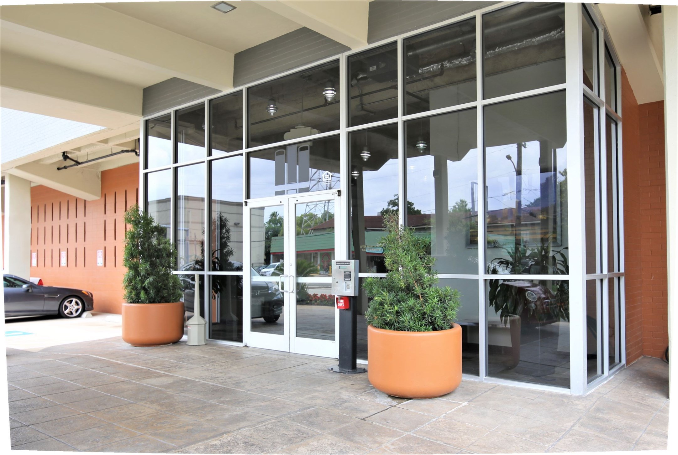 230 West Alabama Street, Unit 1002 Houston, TX 77006 - Photo 14 of 17