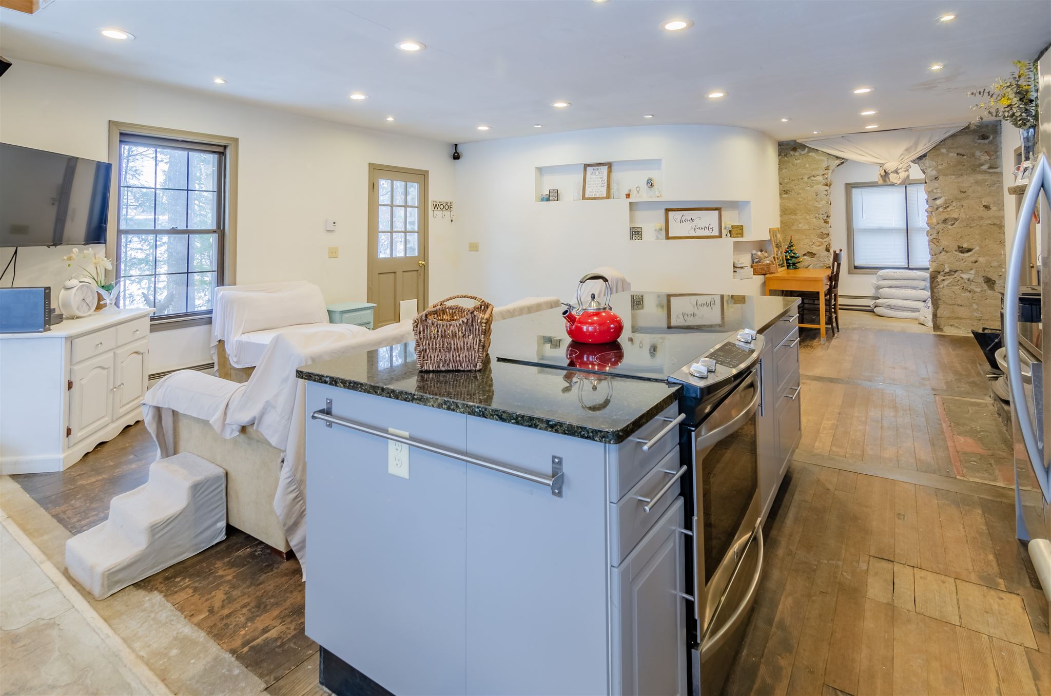 24 Great Pond Road Kingston, NH 03848 - Photo 11 of 27