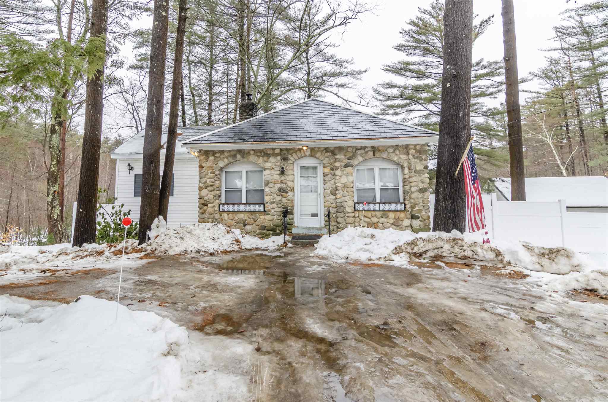 24 Great Pond Road Kingston, NH 03848 - Photo 23 of 27