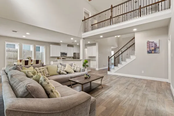 $575,000 | 180 Santa Maria Street, Georgetown, TX 78628