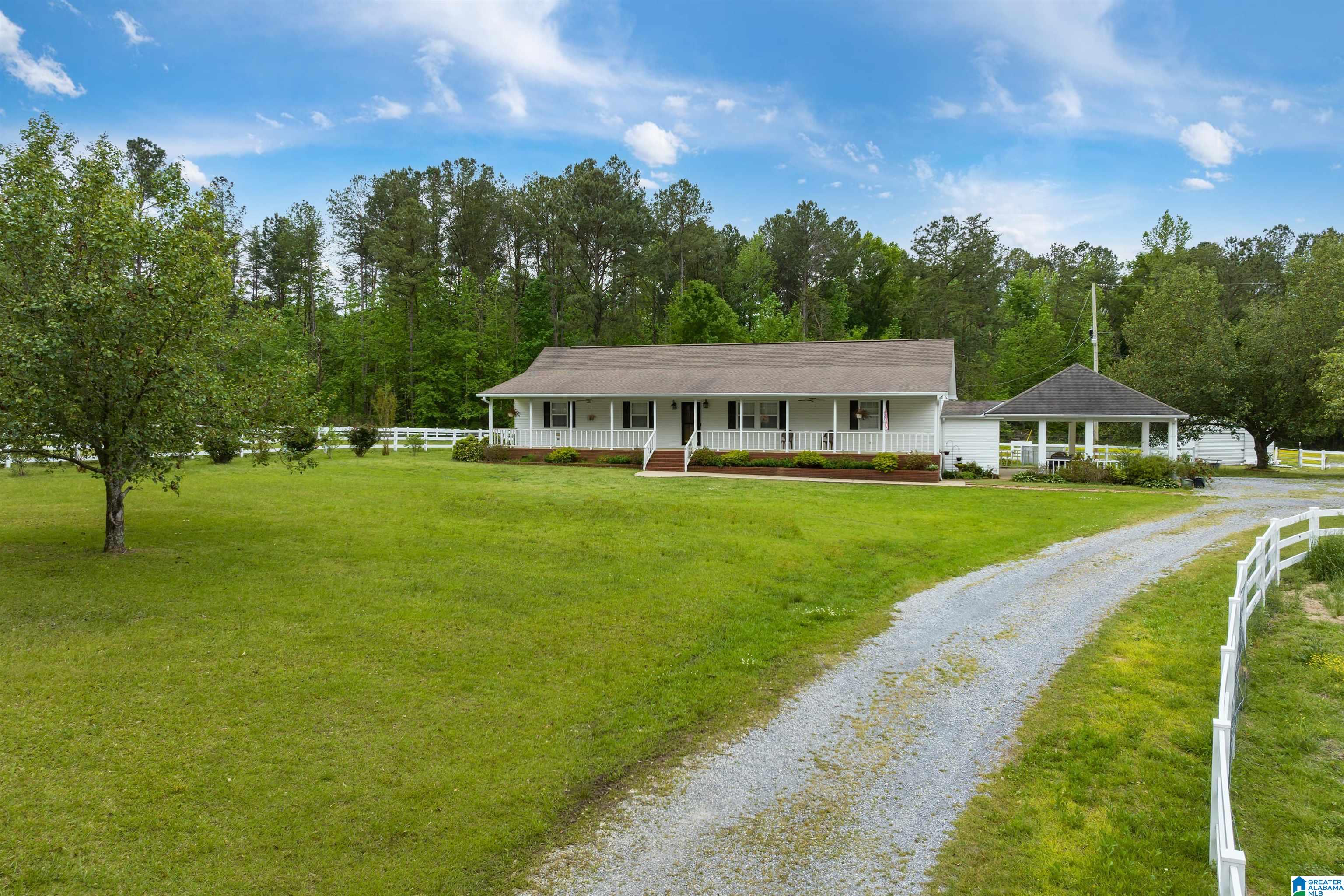 220 Ferguson Road Sylacauga, AL 35151 - Photo 1 of 46
