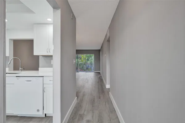 $2,600 | 1541 South Ocean Boulevard, Unit 309, Pompano Beach, FL 33062