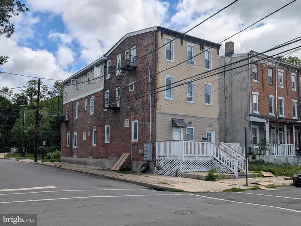 $499,900 | 560 Edgewood Avenue, Trenton, NJ 08618